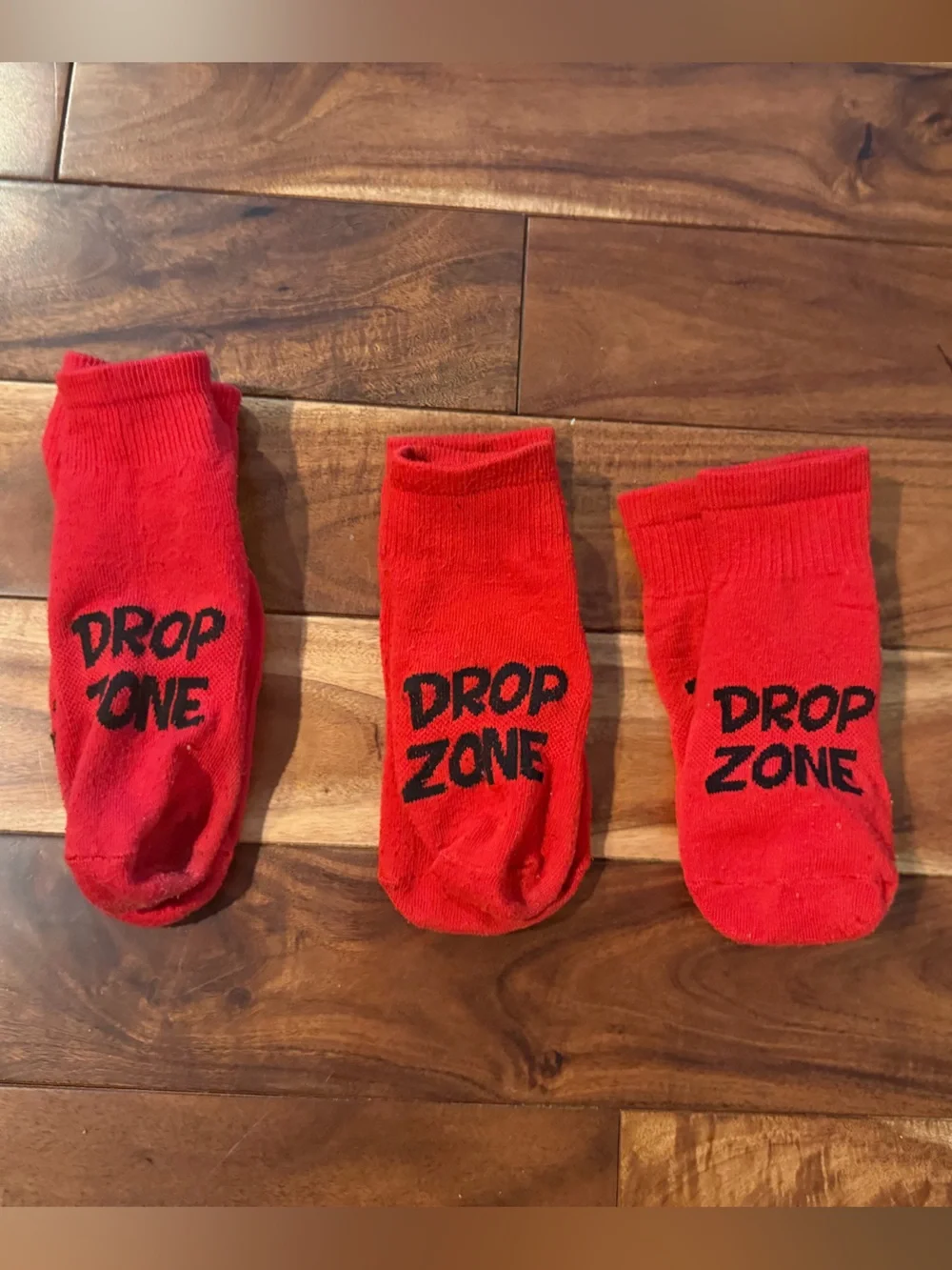Lot of 3 Red 'DROP ZONE' kids Ankle Socks jump socks w/ grips